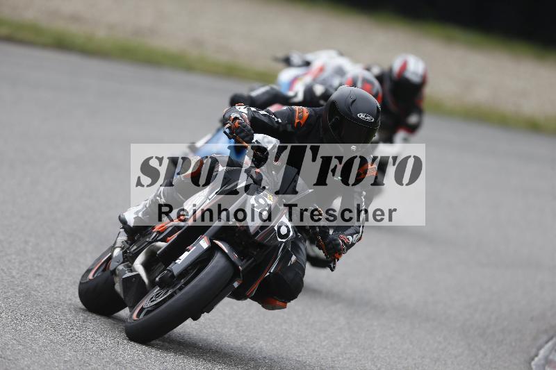 Archiv-2025/06 18.04.2025 Speer Racing ADR/Gruppe gelb/90